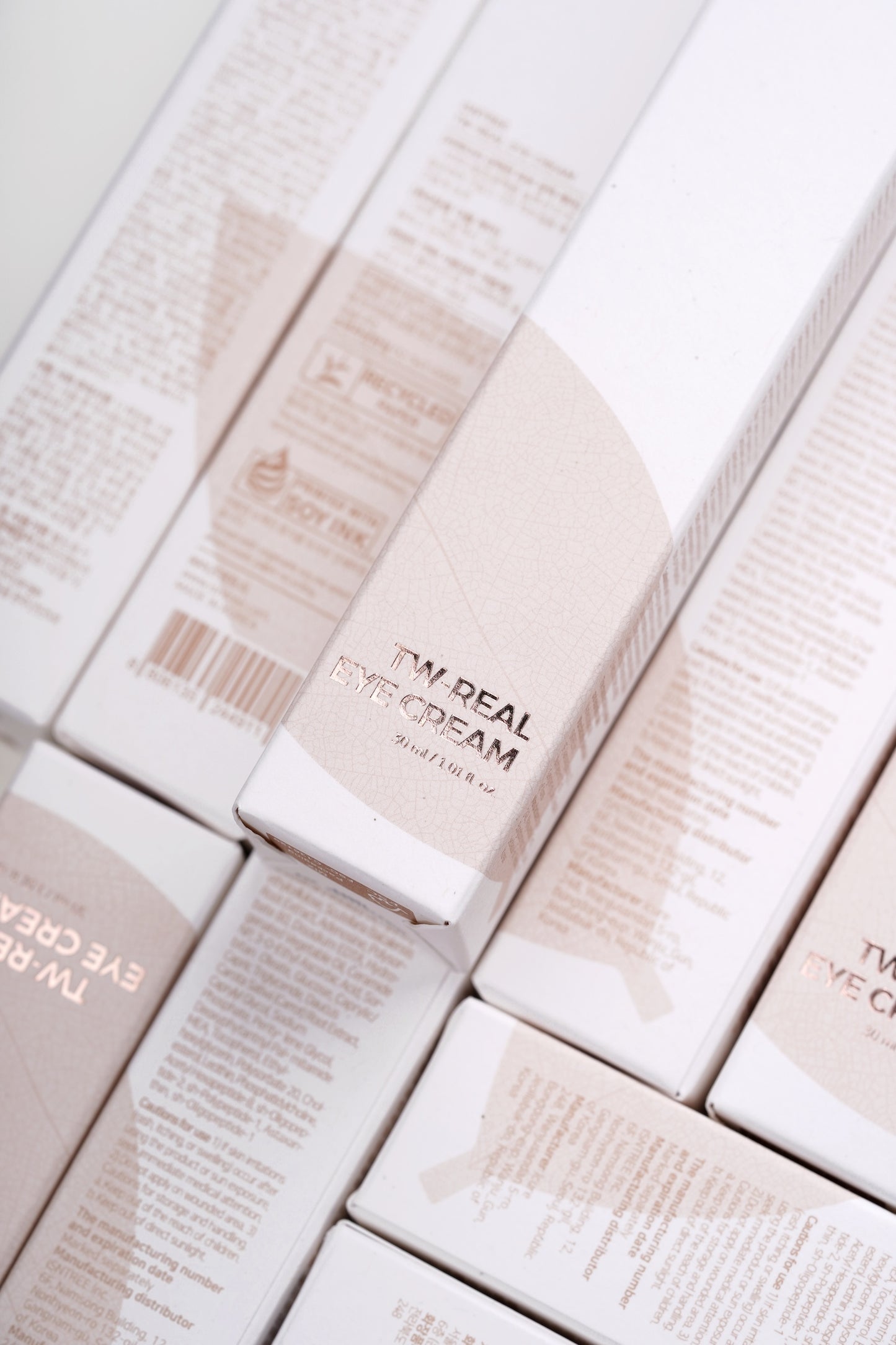 Isntree TW-Real Eye Cream 30ml